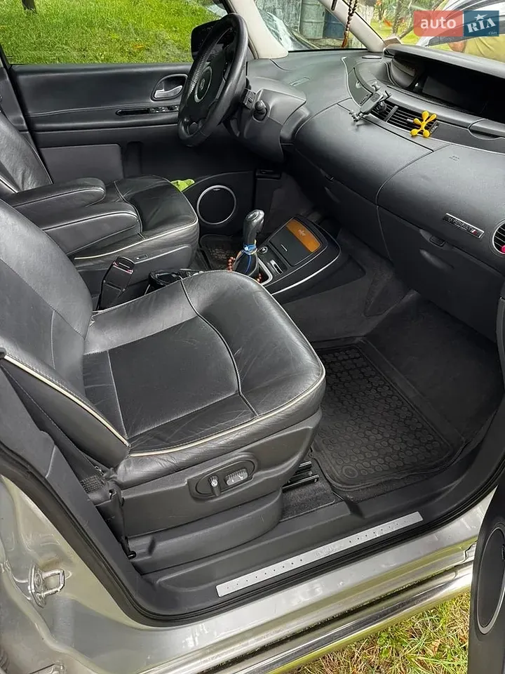 Renault Espace 2009 photo 4