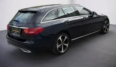 Mercedes-Benz C-Class 2020 photo 2