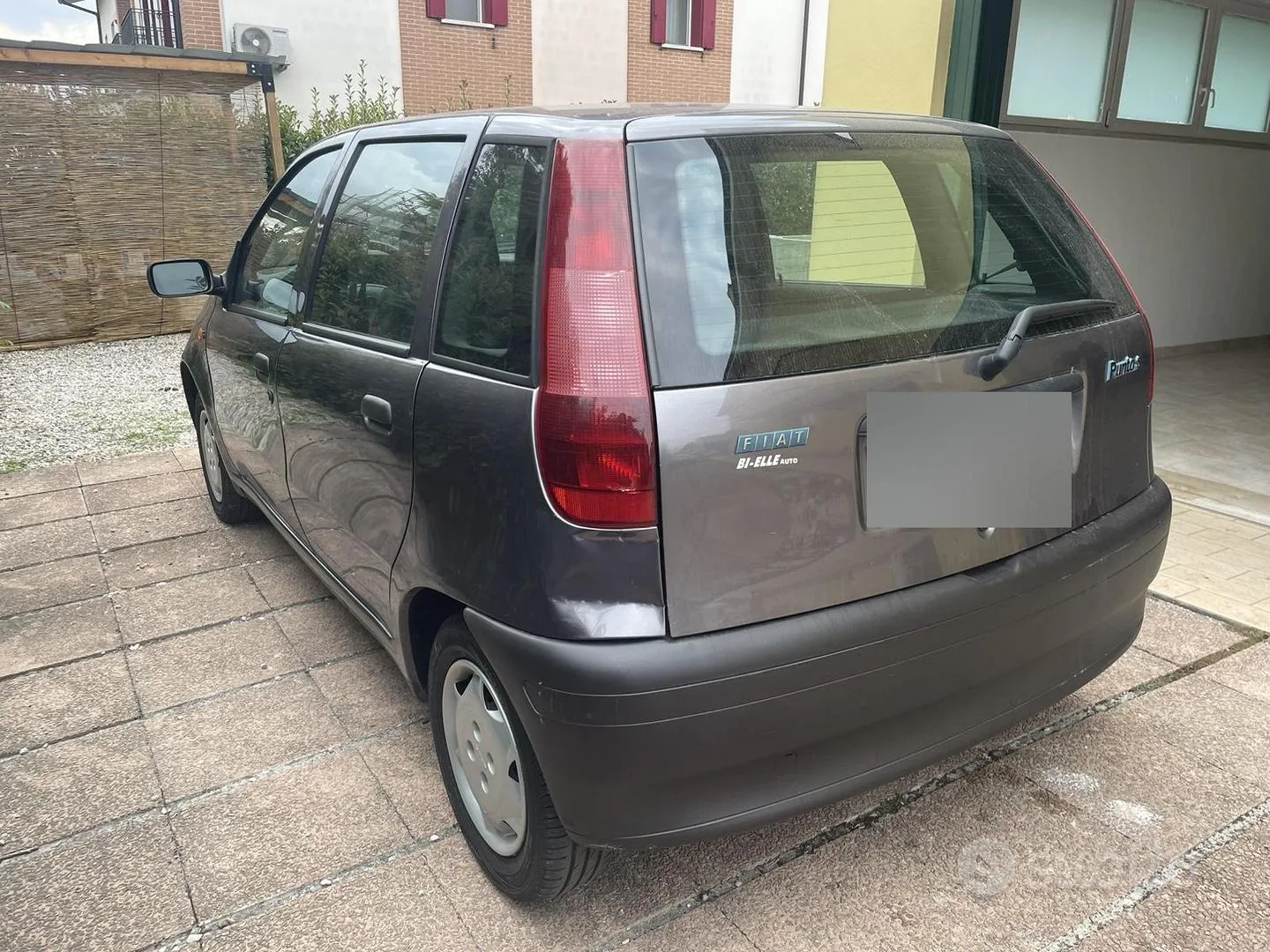 Fiat Punto 1997 photo 2