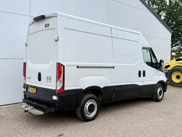 Iveco Daily 2019 photo 3