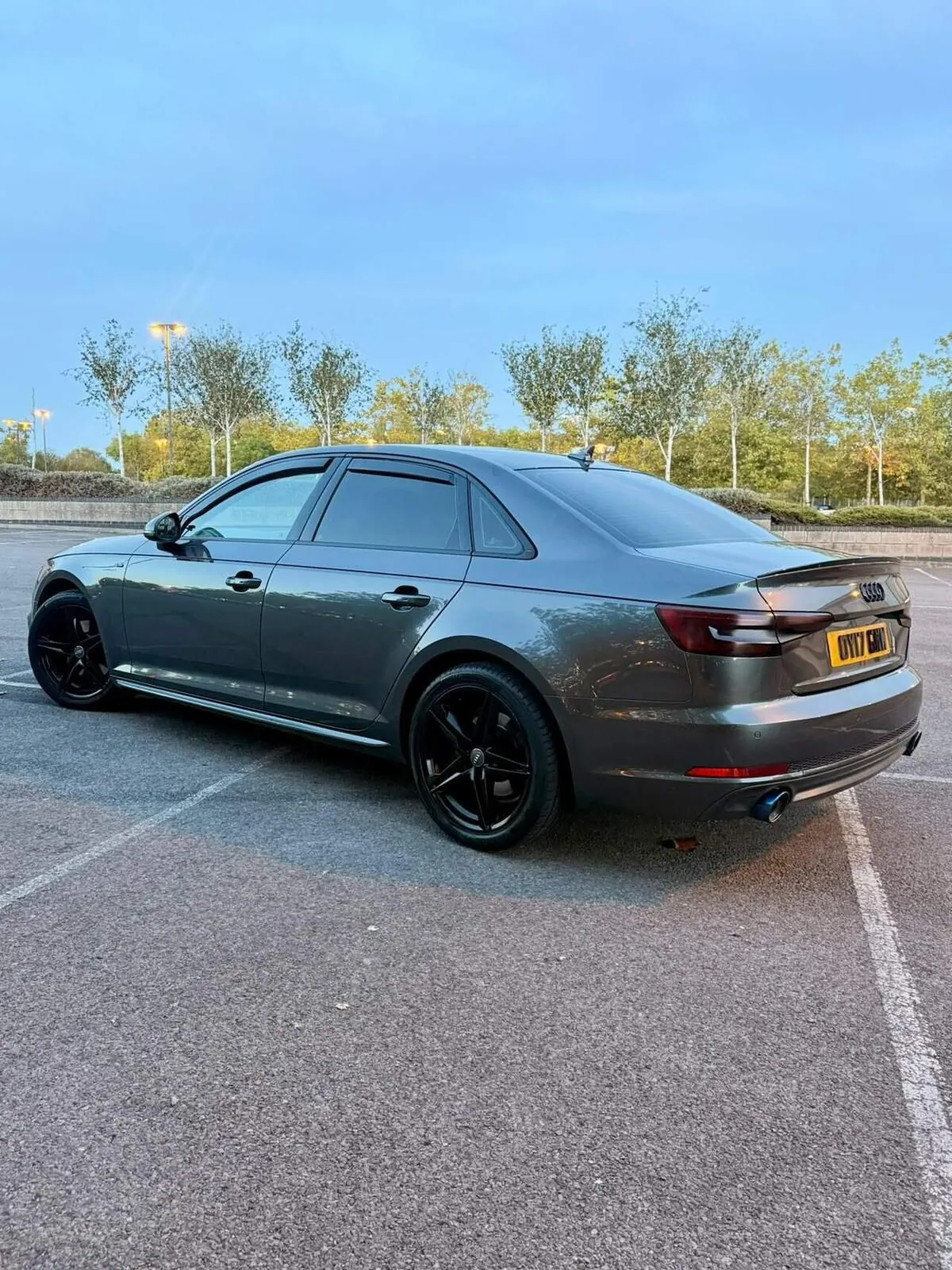 Audi A4 2017 photo 4