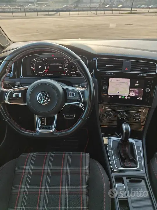 Volkswagen Golf Gti 2022 photo 5