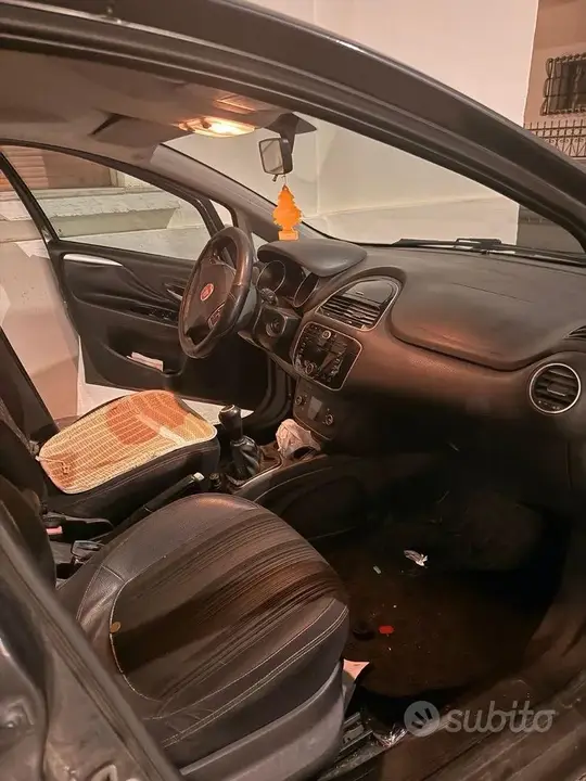 Fiat Punto Evo 2010 photo 4