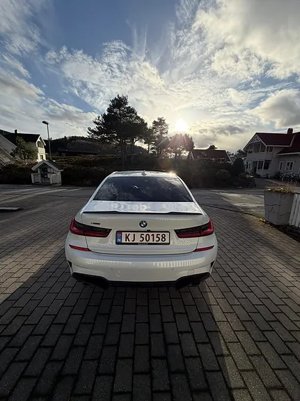 BMW 330E 2021 photo 4