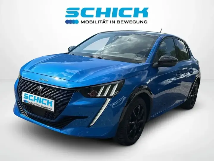 Peugeot E-208
