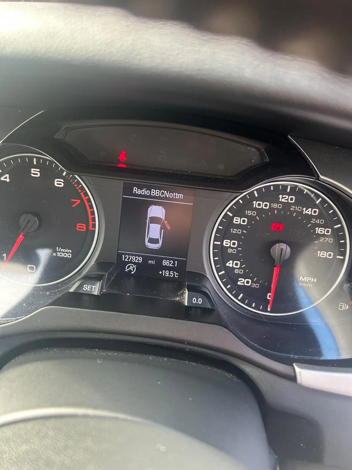Audi A4 2010 photo 2