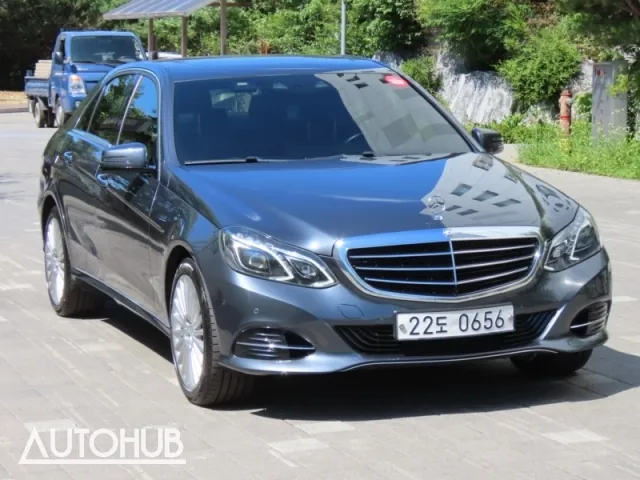 Mercedes-Benz E-Class 2016 photo 2