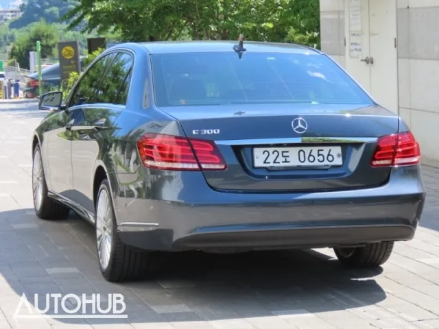 Mercedes-Benz E-Class 2016 photo 4