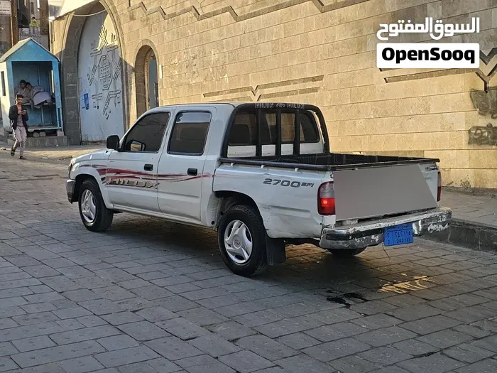 Toyota Hilux 2005 photo 4