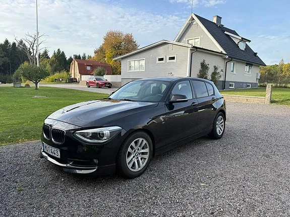 BMW 118D 2012 photo 2