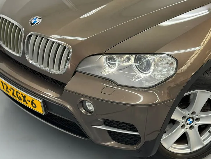 BMW X5 2012 photo 2