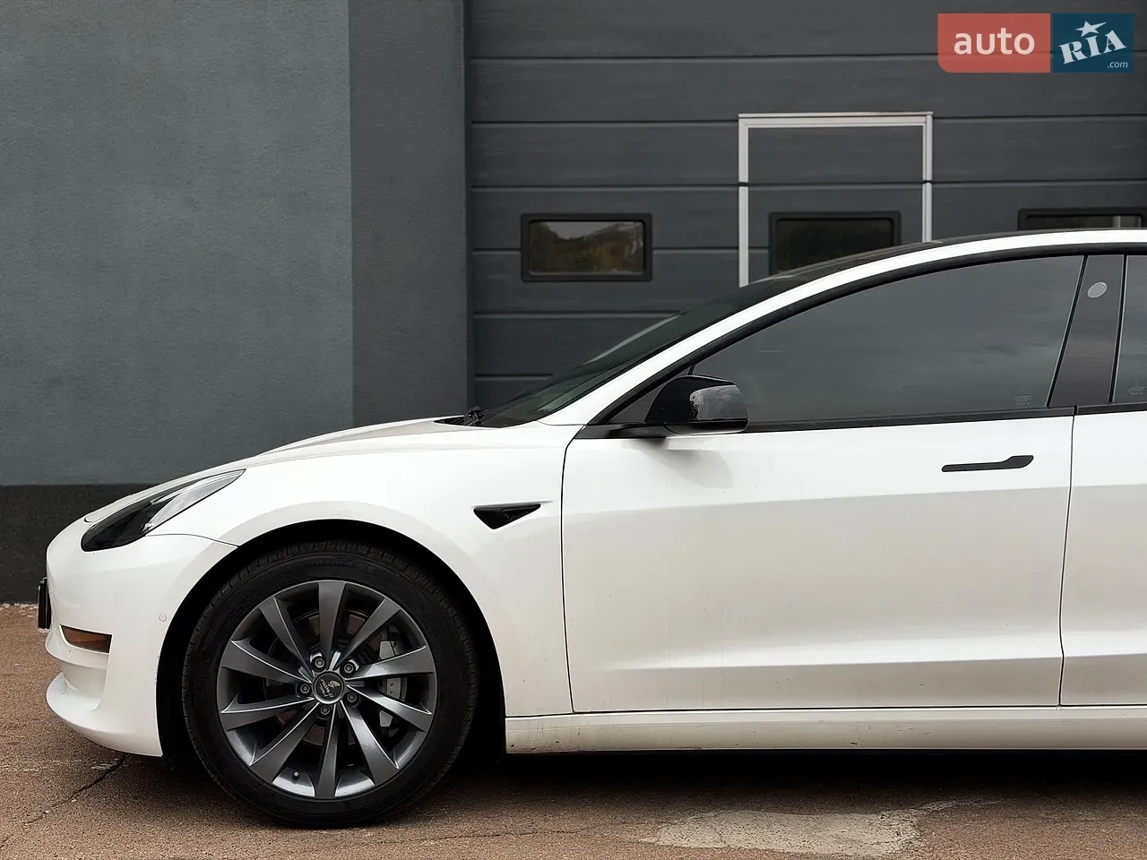 Tesla Model 3 2021 photo 4