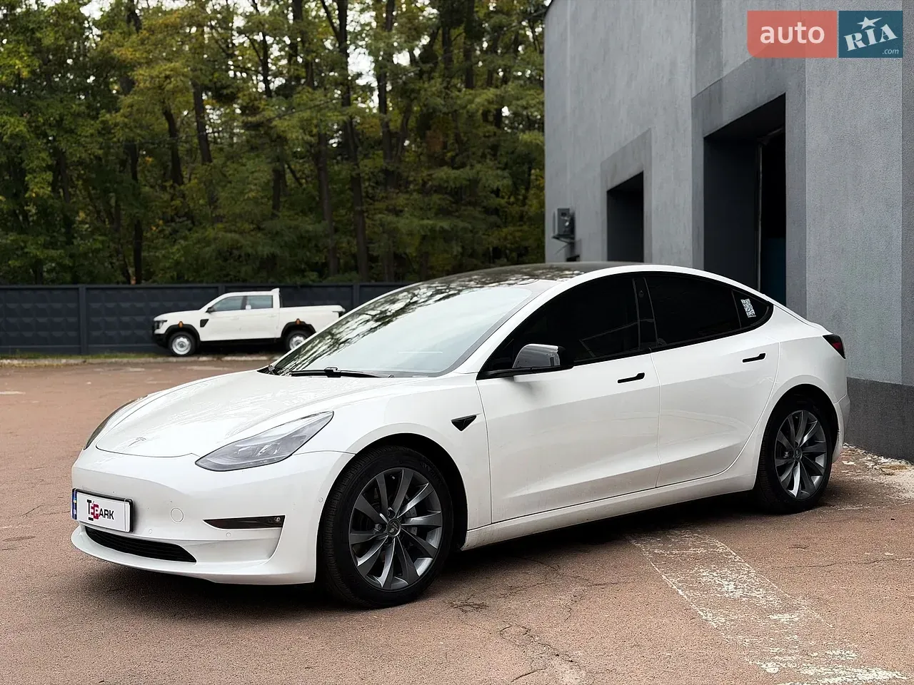 Tesla Model 3 2021 photo 3