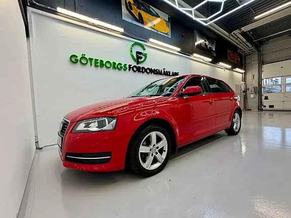 Audi A3 2012 photo 2