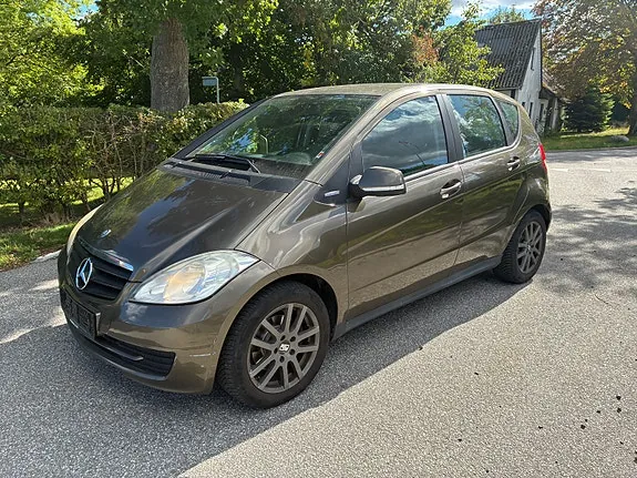 Mercedes-Benz A160