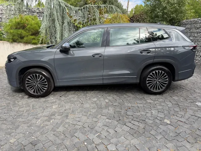 Volkswagen Tayron 2025 photo 2