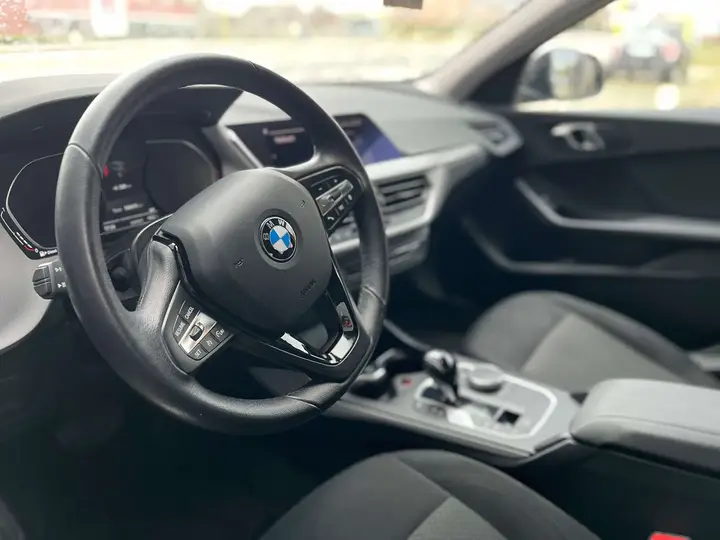 BMW 116 2022 photo 5