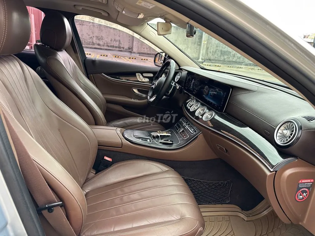 Mercedes-Benz E-Class 2016 photo 5