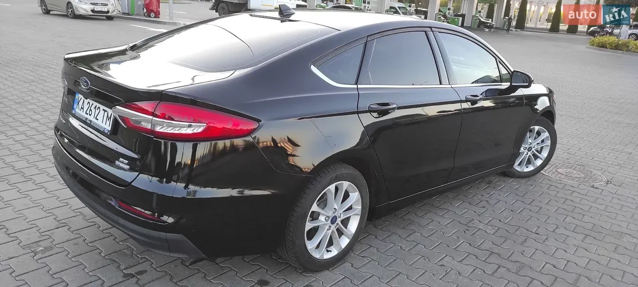 Ford Fusion 2020 photo 3
