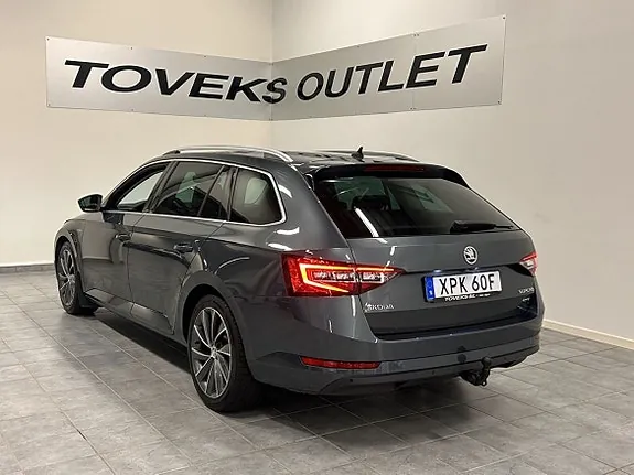 Skoda Superb 2019 photo 4