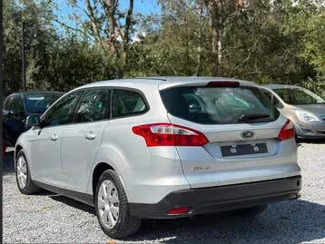 Ford Focus 2014 photo 3