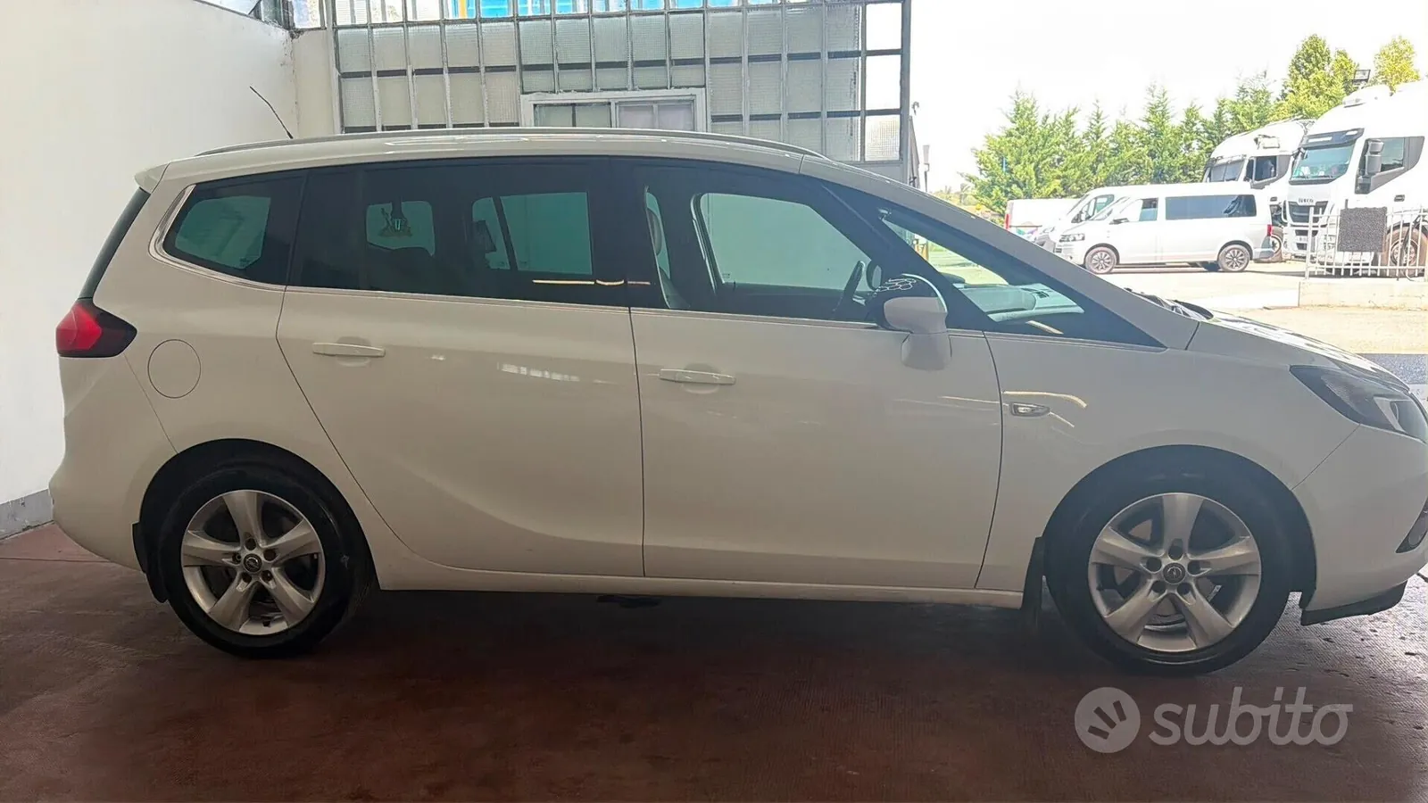 Opel Zafira Tourer 2014 photo 4