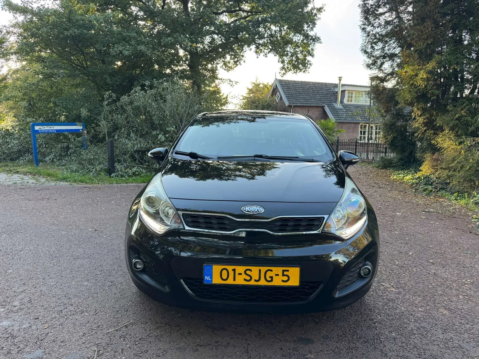 Kia Rio 2011 photo 2