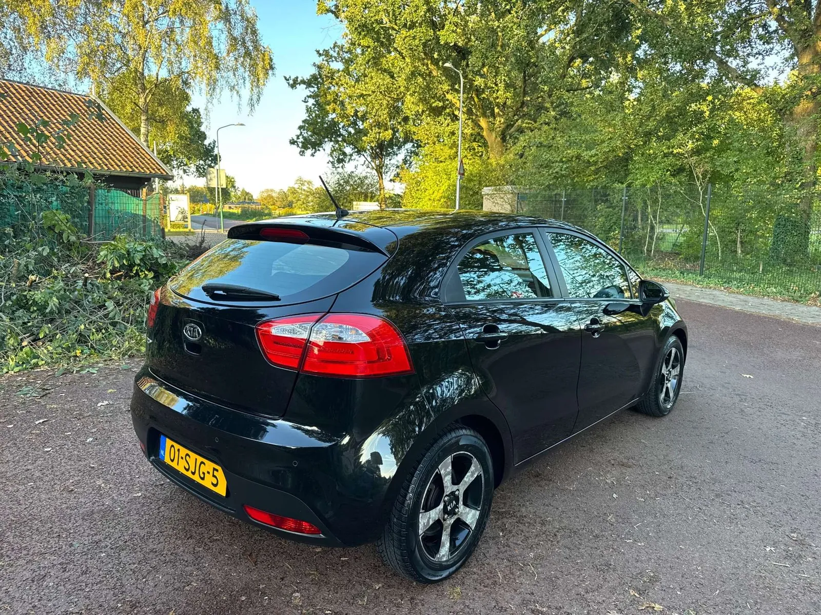 Kia Rio 2011 photo 5