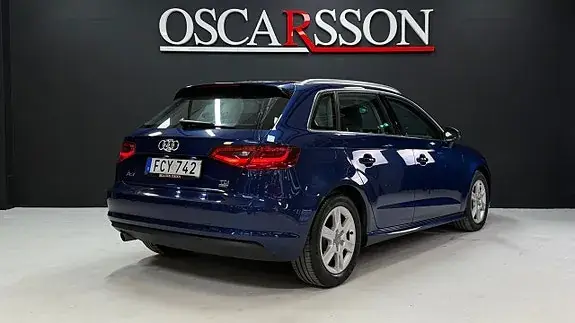 Audi A3 2015 photo 3