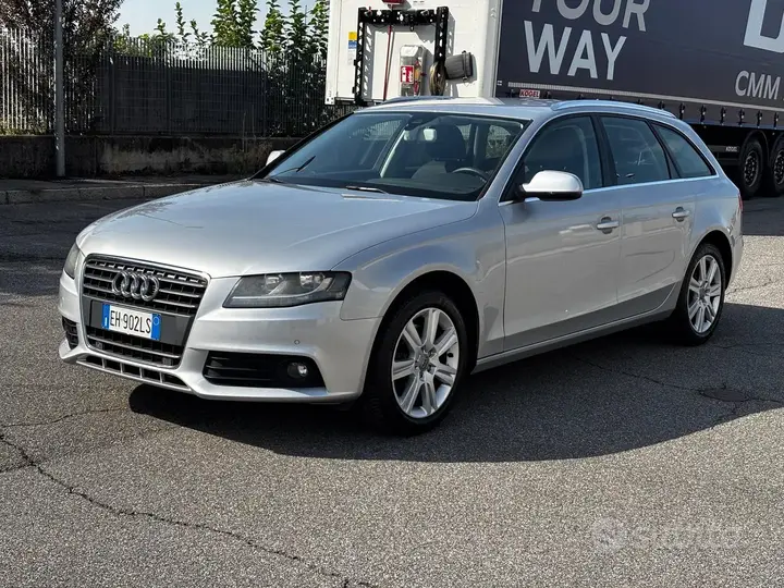 Audi A4 Avant 2011 photo 3