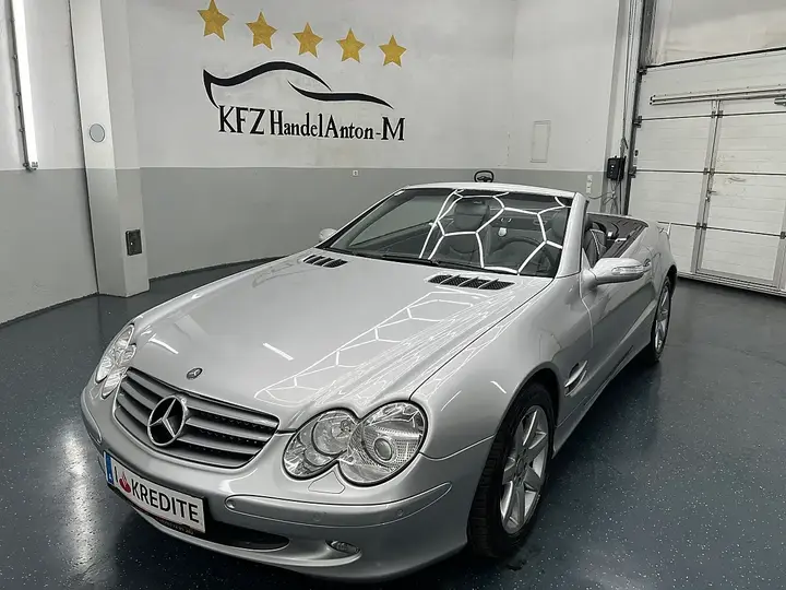 Mercedes-Benz Sl-Class 2004 photo 2