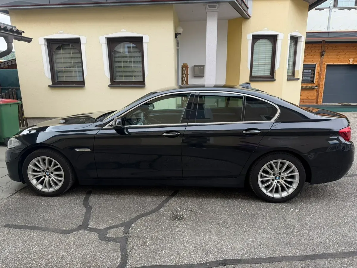 BMW 5 Series 2015 photo 2