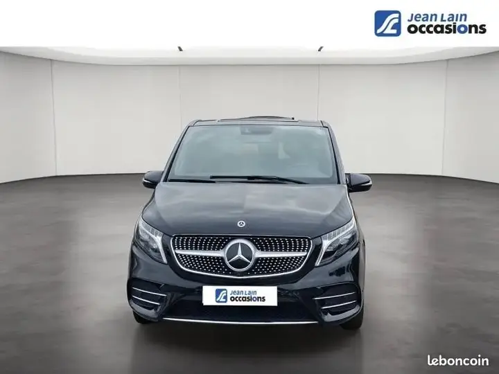 Mercedes-Benz V 2023 photo 2