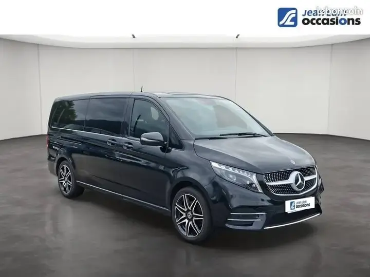 Mercedes-Benz V 2023 photo 3