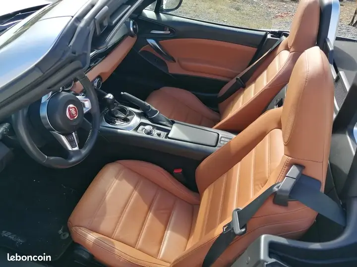 Fiat 124 Spider 2018 photo 3