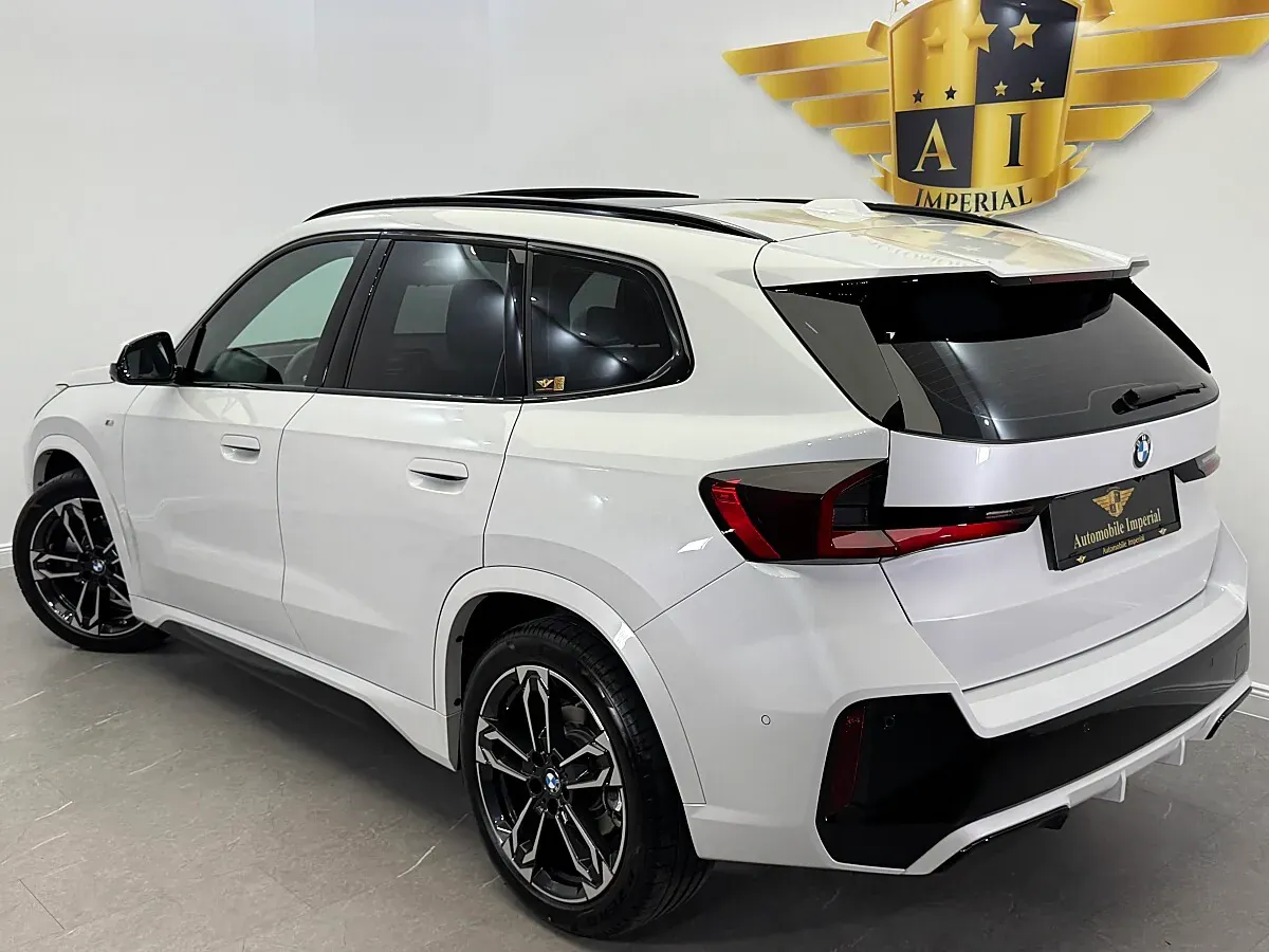 BMW X1 2023 photo 3