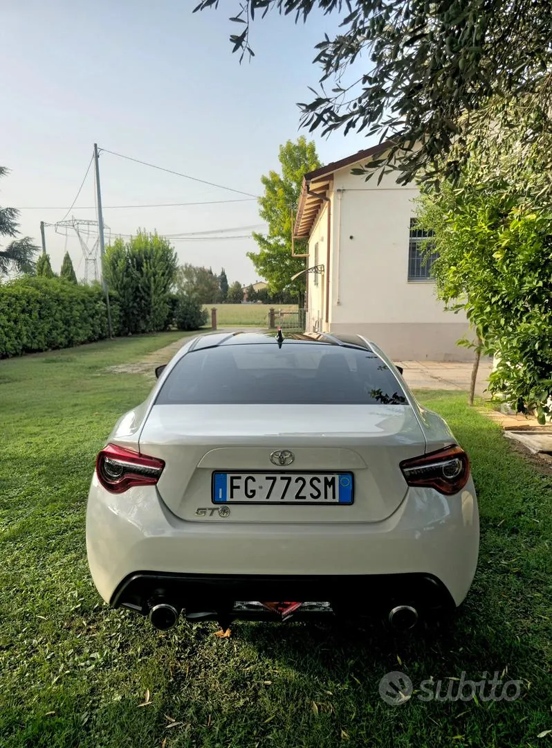 Toyota Gt86 2017 photo 3