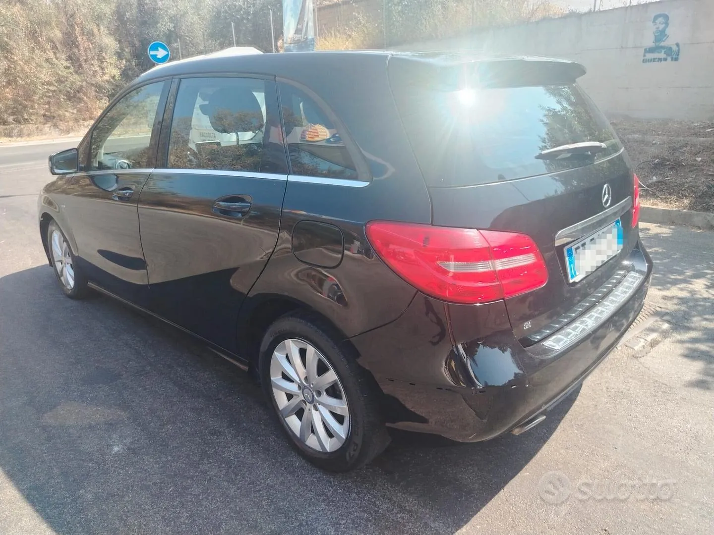 Mercedes-Benz B 180 2014 photo 3