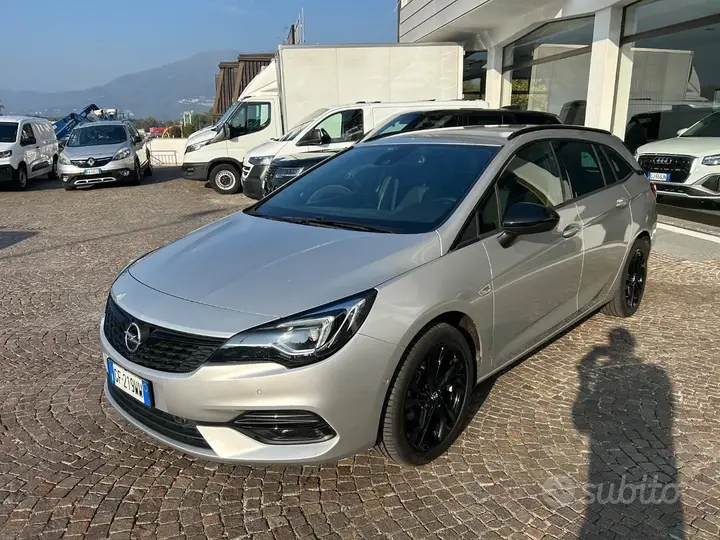 Opel Astra 2021 photo 2