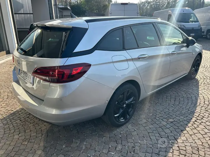 Opel Astra 2021 photo 4
