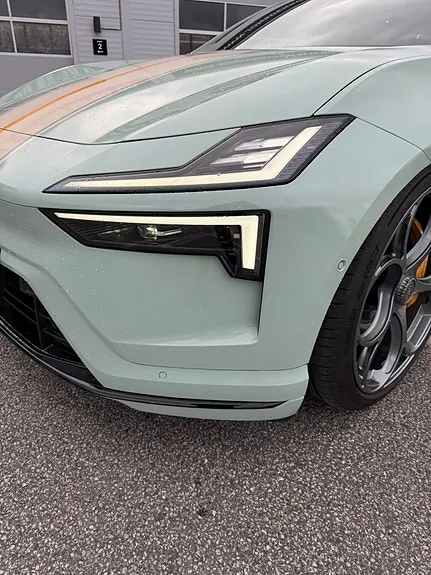Polestar 4 2026 photo 5