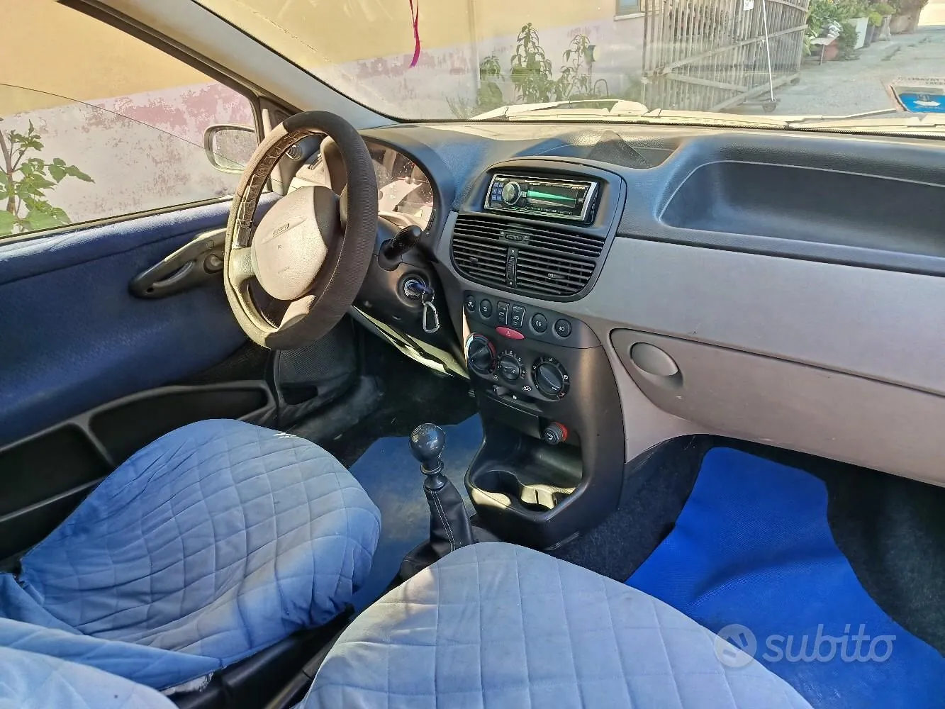 Fiat Punto 2001 photo 4