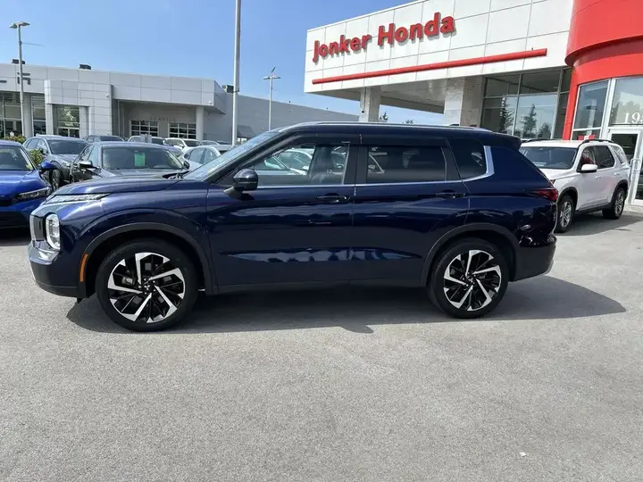 Mitsubishi Outlander 2024 photo 5