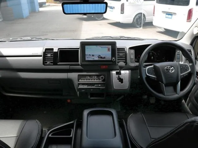 Toyota Hiace Wagon 2026 photo 2