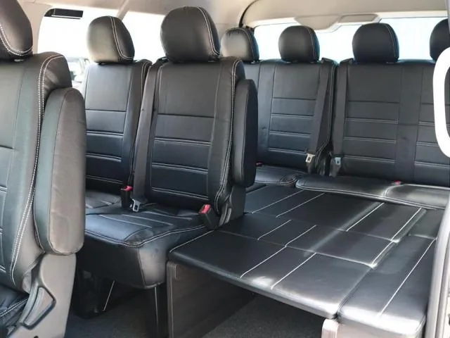 Toyota Hiace Wagon 2026 photo 3