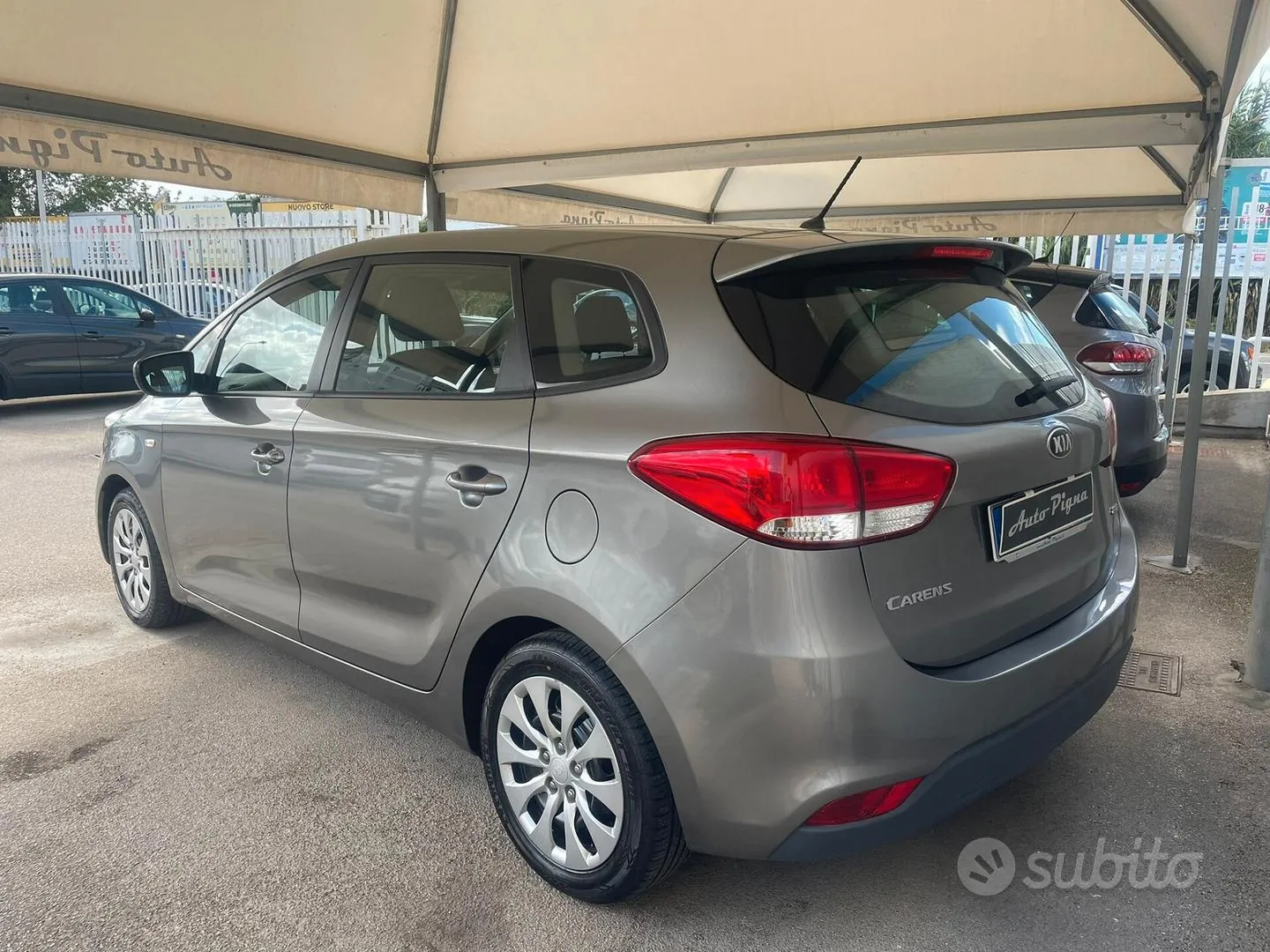 Kia Carens 2014 photo 5