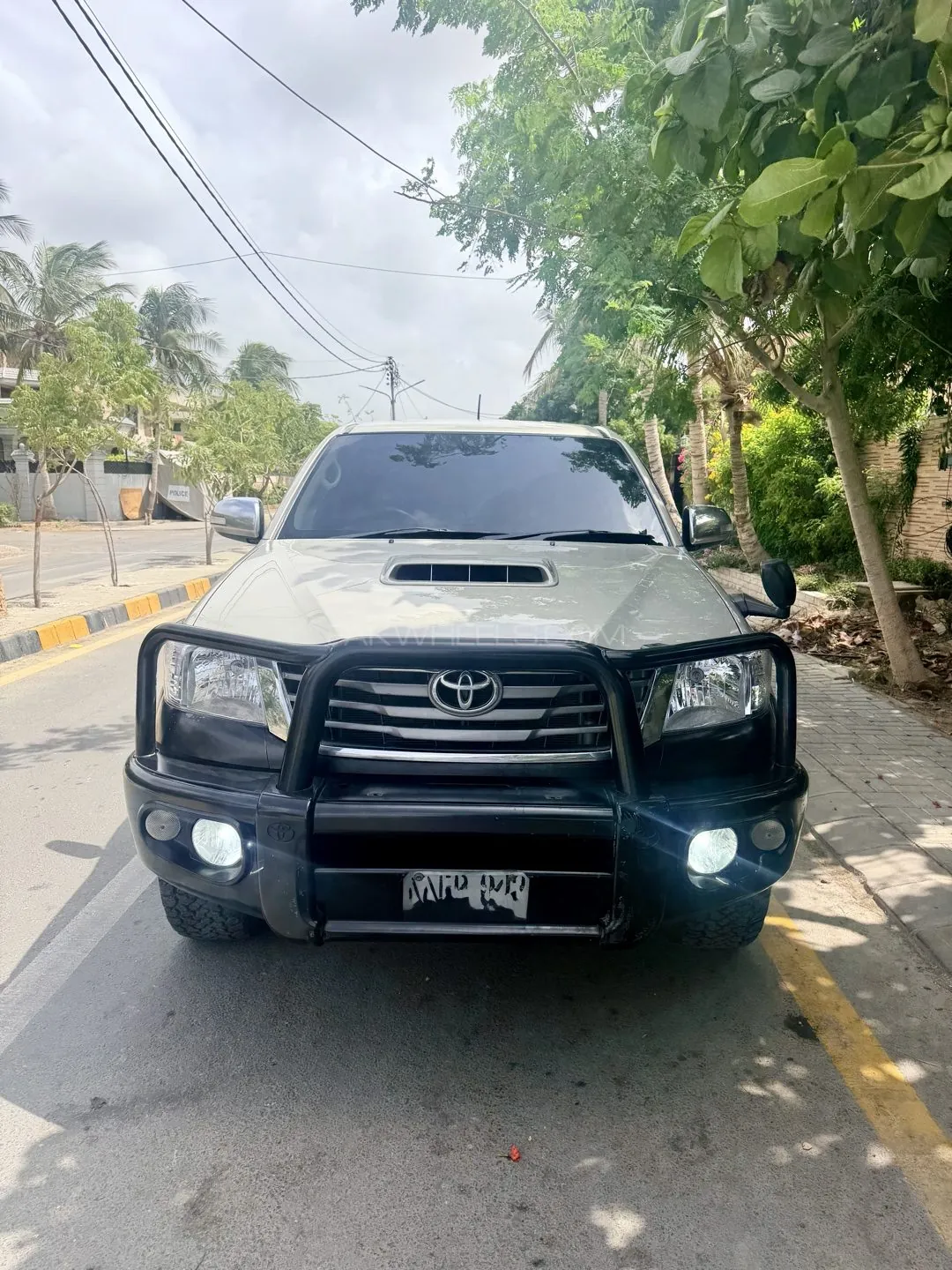 Toyota Hilux