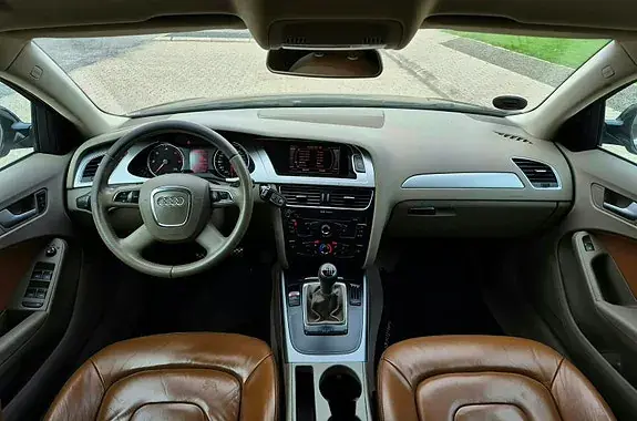 Audi A4 2009 photo 5