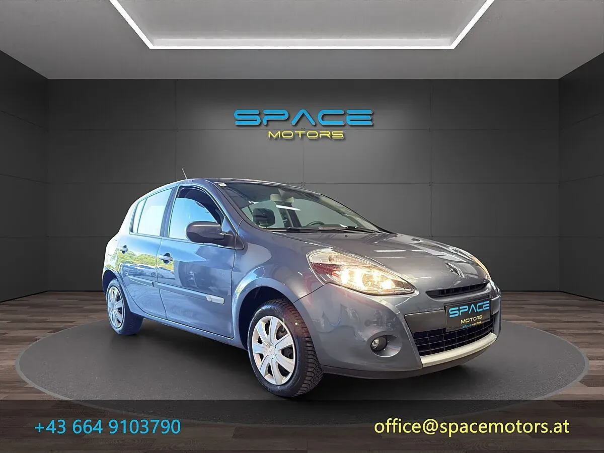 Renault Clio 2009 photo 3