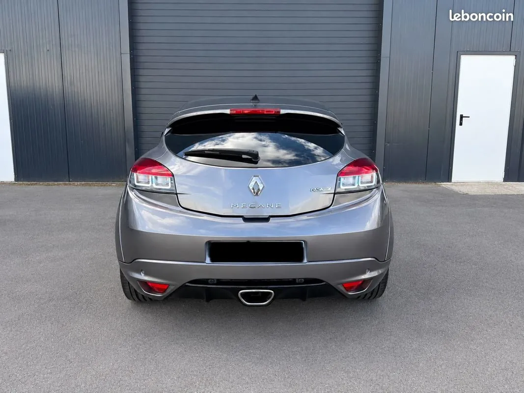 Renault Megane 2011 photo 3
